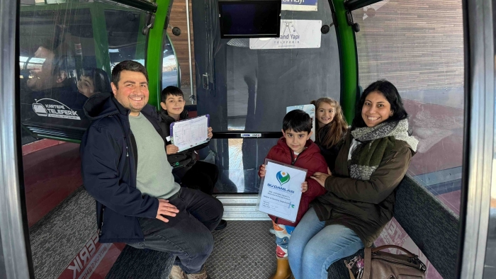 Kartepe Teleferiği’nde tatil yoğunluğu